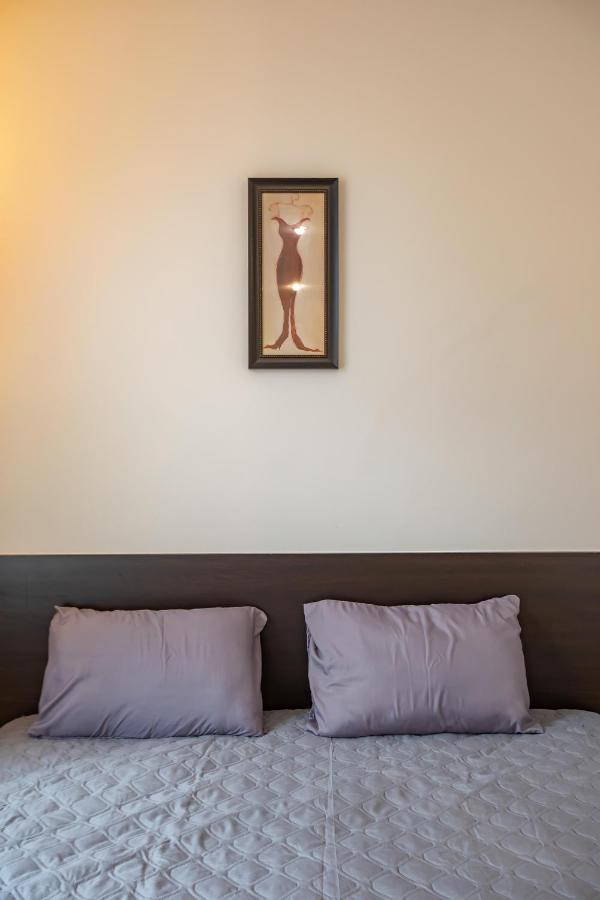 White House 3 Apartment ตรุสคาเวตส์ ภายนอก รูปภาพ